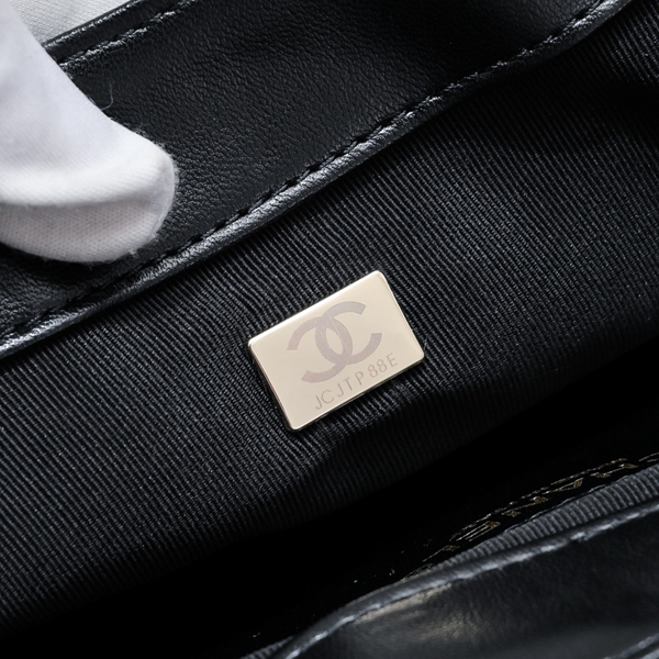 シャネルバッグ全体デザイン